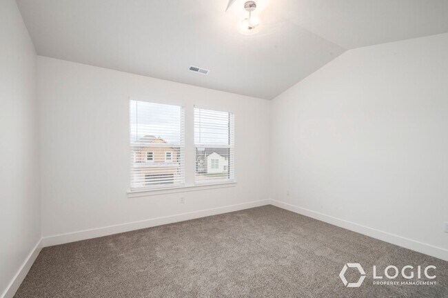 Building Photo - Brand New Townhome in Lehi Utah!