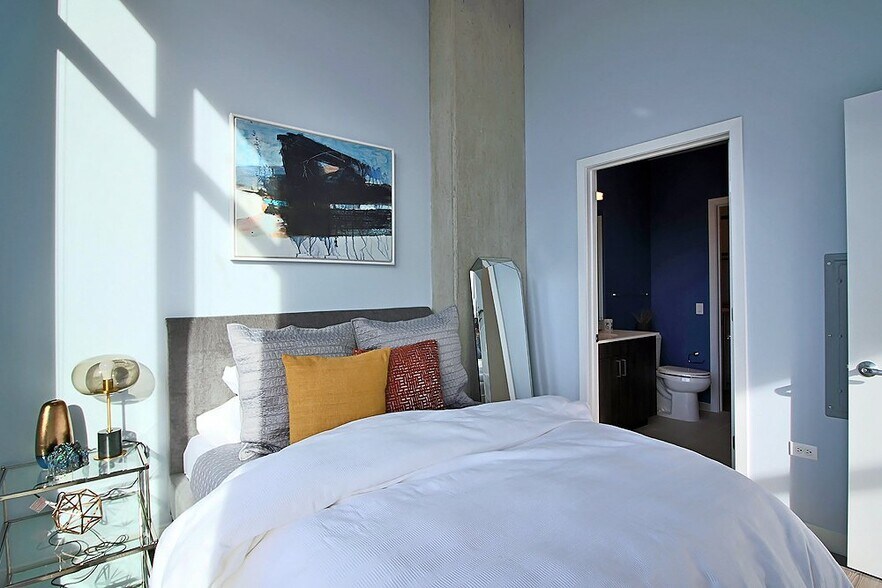 Building Photo - 733 N Morgan St