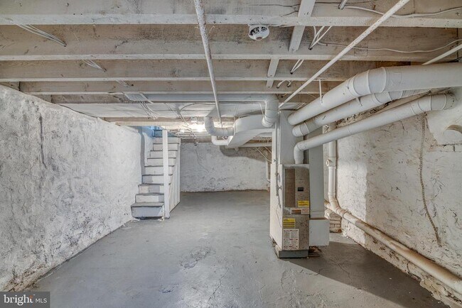 Building Photo - 4834 Olive St