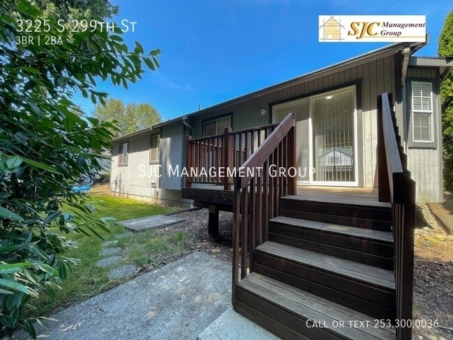 Building Photo - 3225 S 299th St