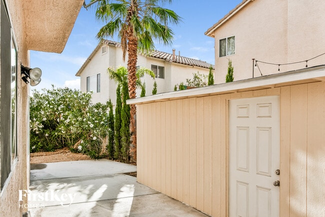 Building Photo - 7845 Seychelles Ct