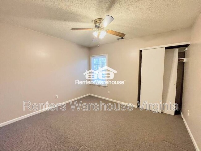 Building Photo - 947 Shoal Creek Trail