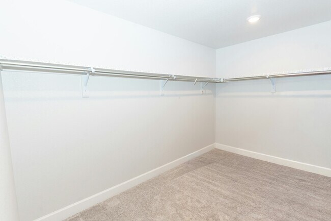 Building Photo - 13534 Tree Sparrow Ln
