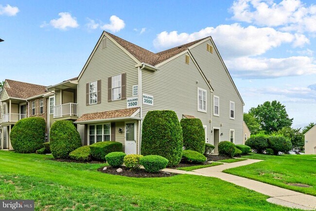 Building Photo - 3520B Neils Ct