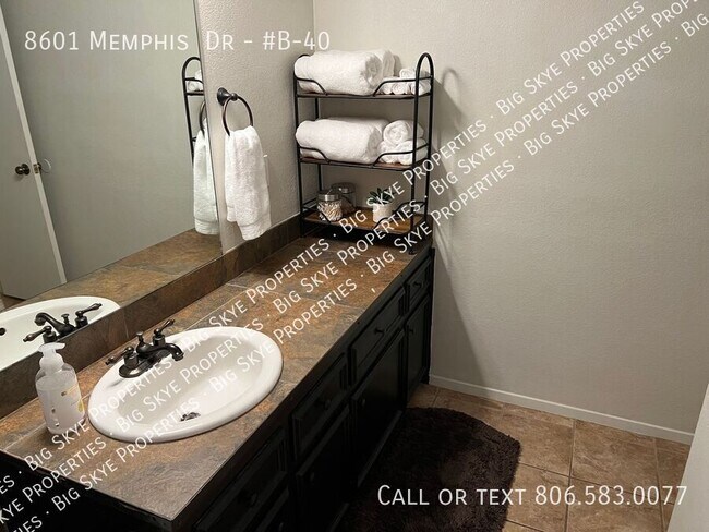 Building Photo - 8601 Memphis Dr