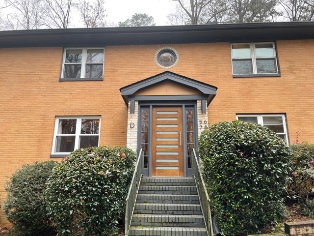 front entrance - 1010 Scott Blvd