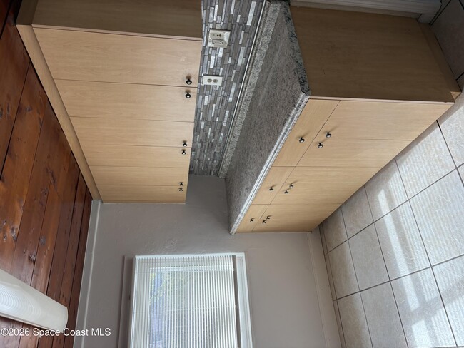 Building Photo - 313 Oleander Pl