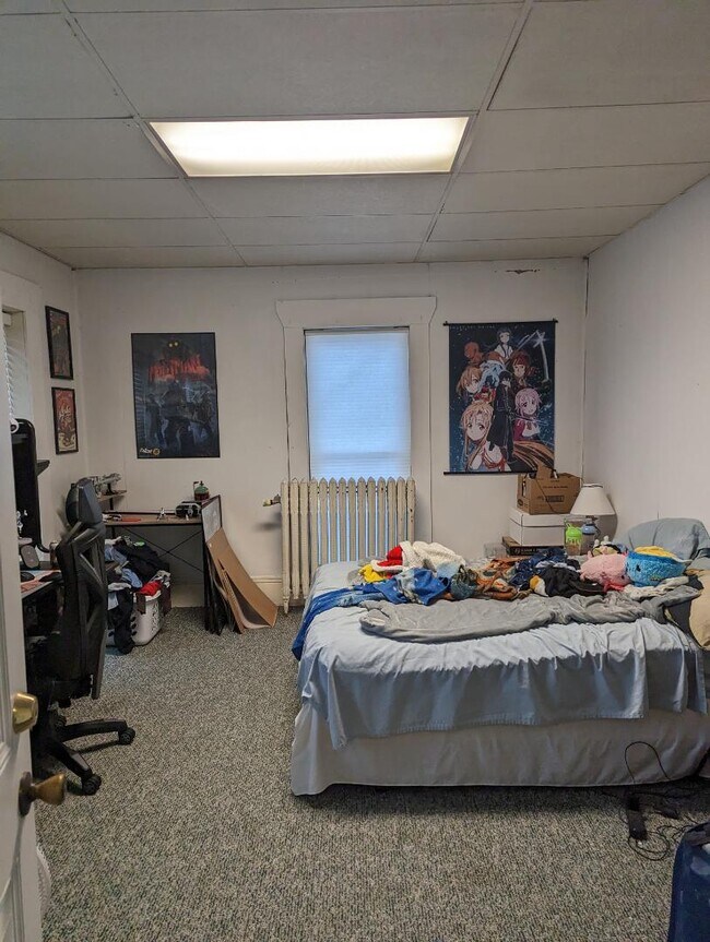 Building Photo - 544 Broadway St S