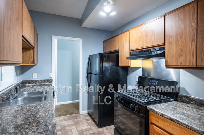 Building Photo - 5568 Mallard Trail