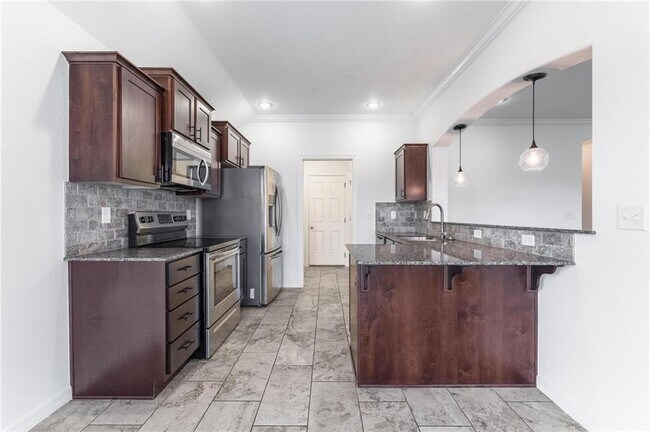 Building Photo - 4511 W Wales Dr