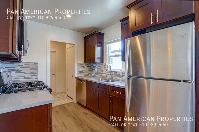 Building Photo - 11314 1/2 S Truro Ave-