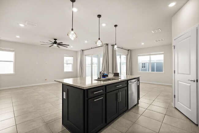 Building Photo - 2715 Clear Night Ave