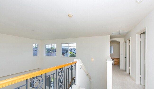 Building Photo - 95-213 Hoakea Pl.