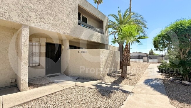 Building Photo - 2634 N 43rd Ave