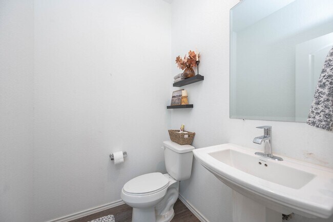 Building Photo - 24214 Montcliff Bend Ln