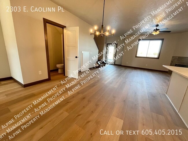 Building Photo - 2303 Caolinn Pl