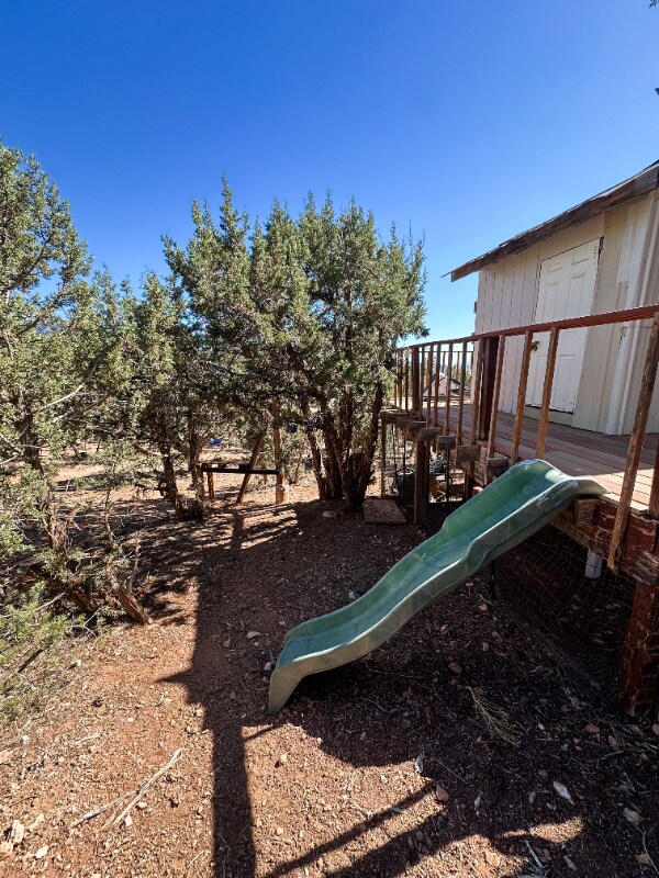 Building Photo - 462 E Pine View Dr