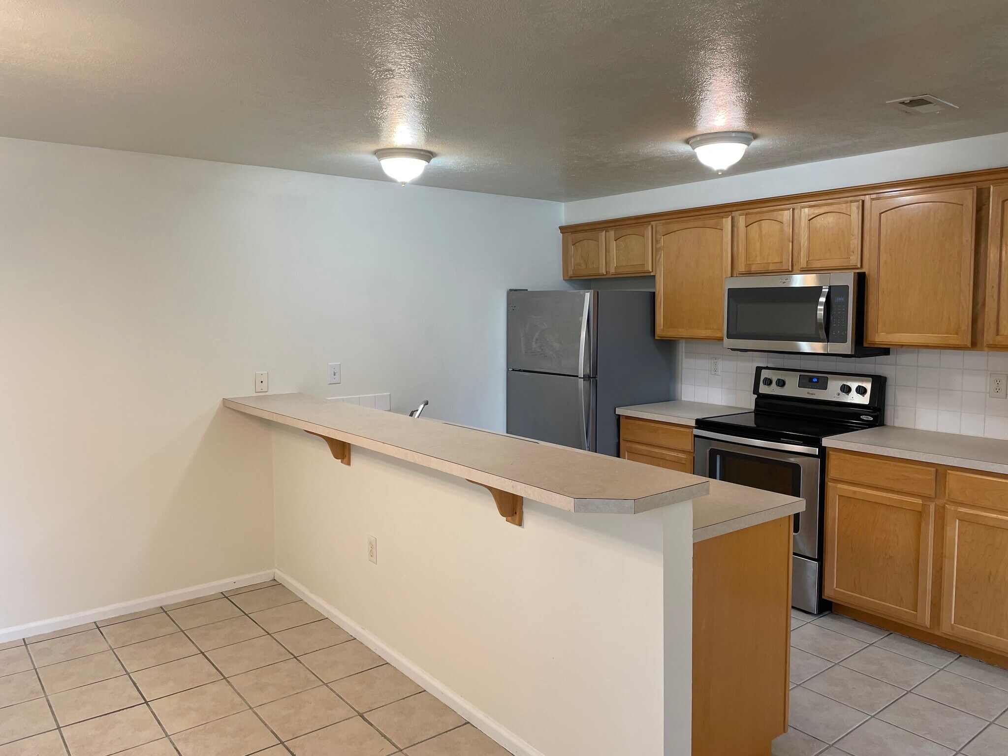 Building Photo - 8948 N Pamela St