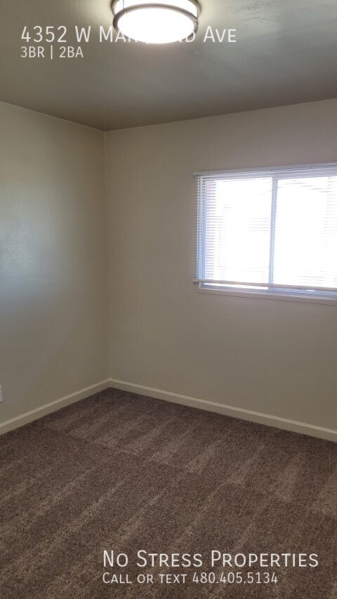 Building Photo - Remodeled 3 Bedroom Townhome off 43rd Ave ...