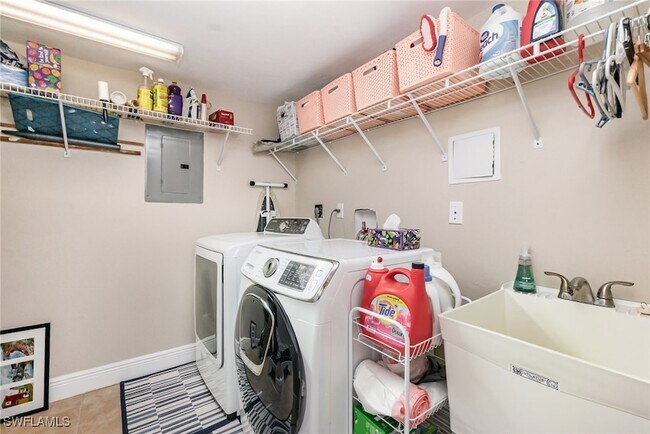 Building Photo - 5857 Cobblestone Ln