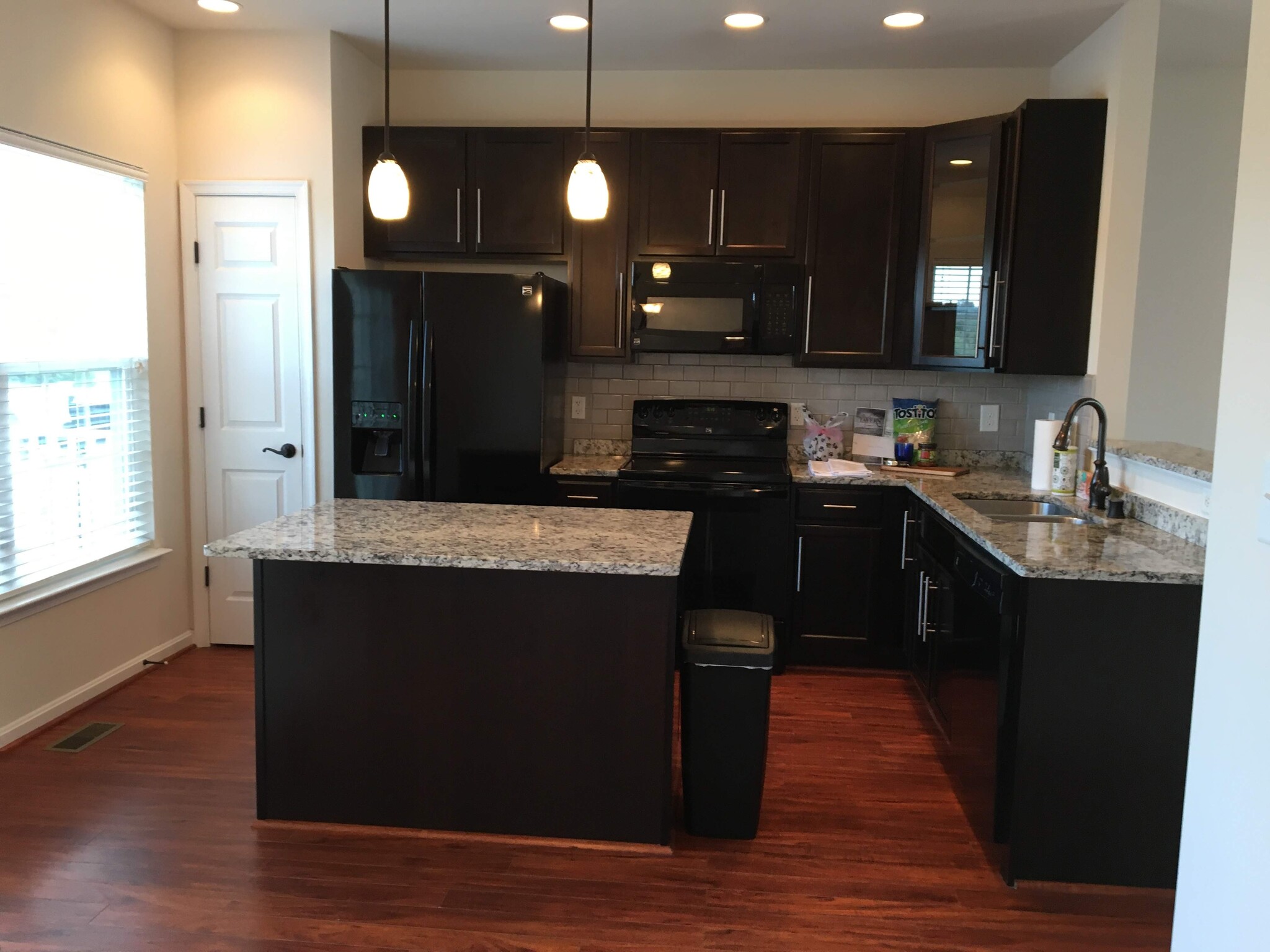 Building Photo - 10206 Osage Dr