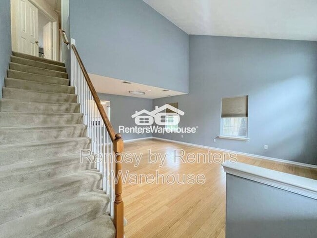 Building Photo - 171 Graystone Trce