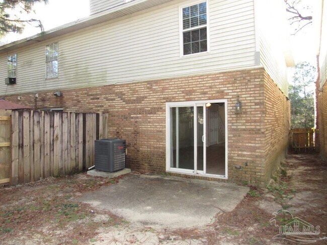 Building Photo - 9004 Governors Pl Ct