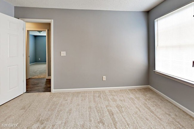 Building Photo - 7525 Rolling Meadows Ln