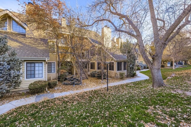 Primary Photo - Large One Bed plus Office Condo