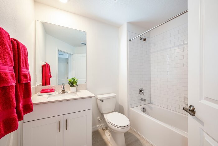 Building Photo - 5006 Capri Harbor Dr