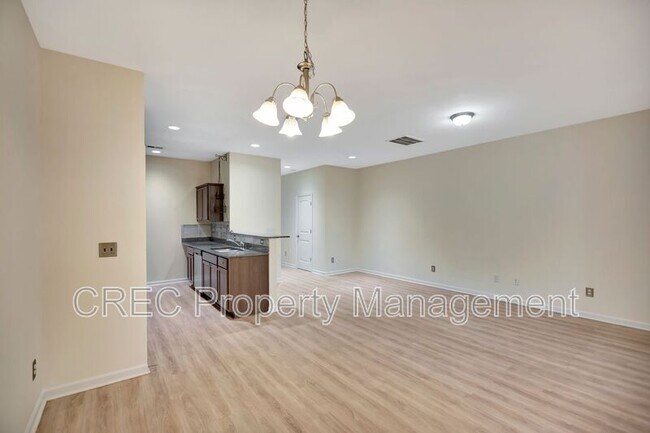 Building Photo - 140 Buchanan Cir