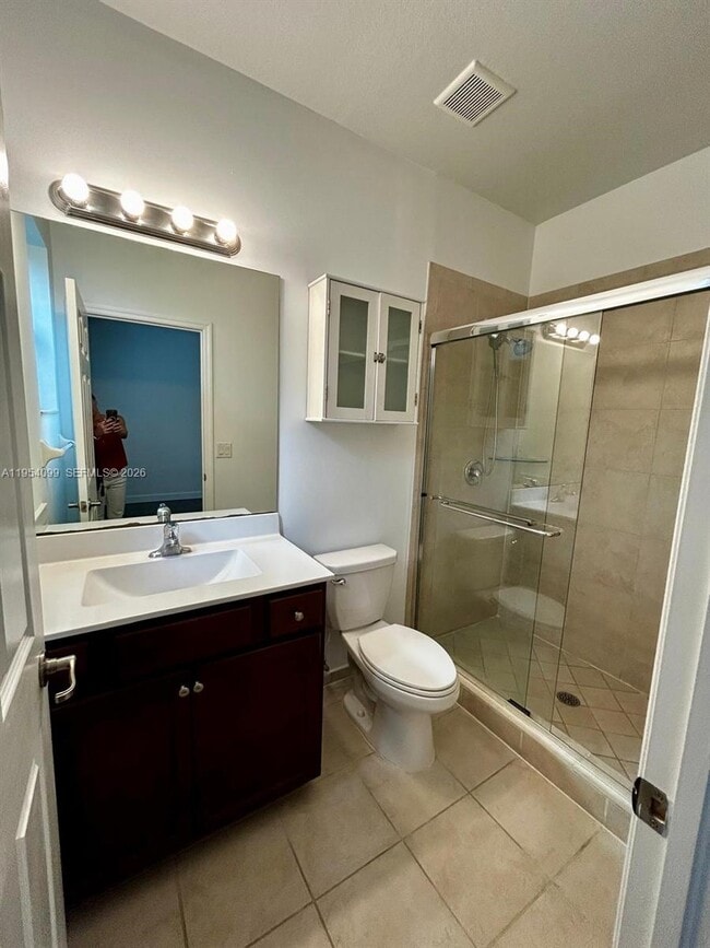 Building Photo - 3320 W 92nd Pl