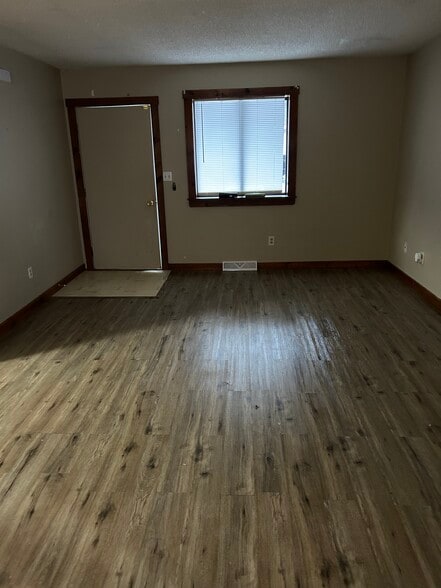 Building Photo - 1189 Goode Rd