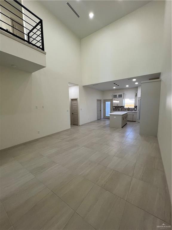 Building Photo - 21 East St