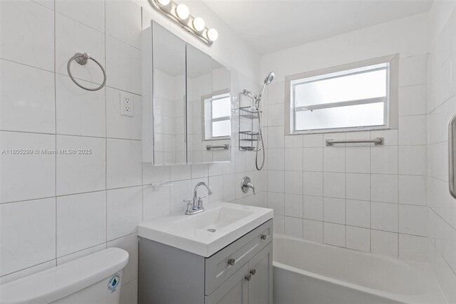 Building Photo - 1708 NW 58th Ave