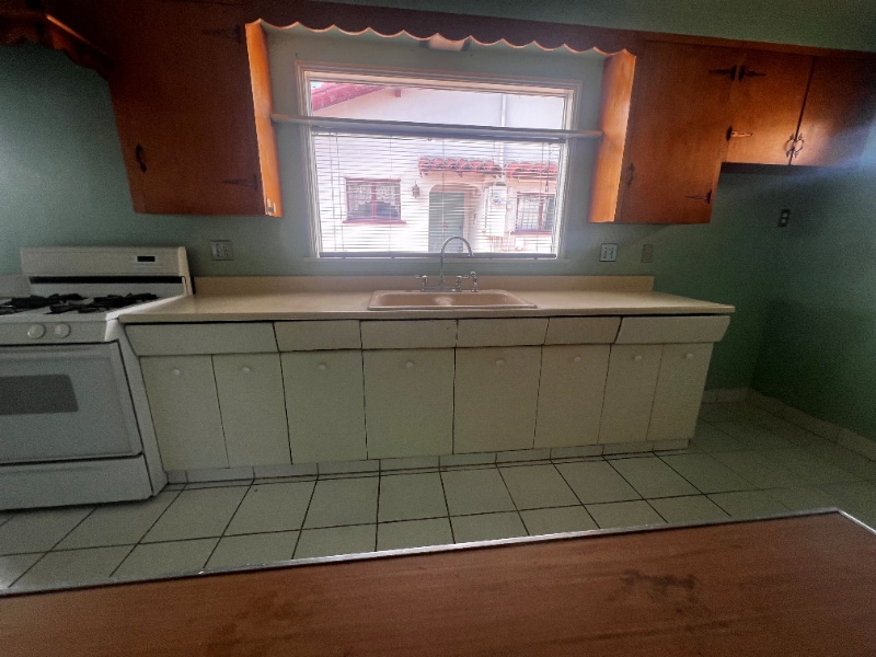 Building Photo - 1415 Highland Ave