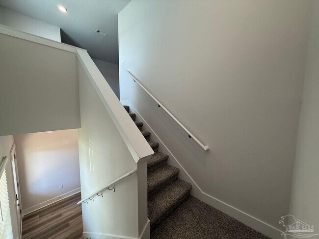 Building Photo - 2128 Chirping Cricket Ct