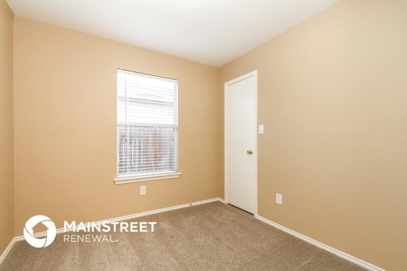 Building Photo - 2115 Clear Ct