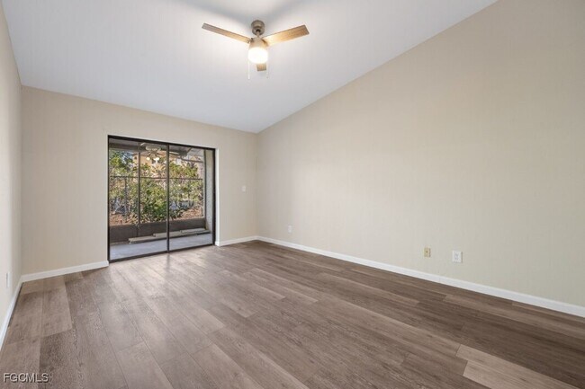 Building Photo - 5113 SW 15th Pl