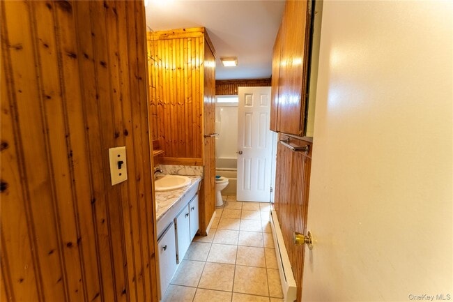 Building Photo - 10 Congress Dr