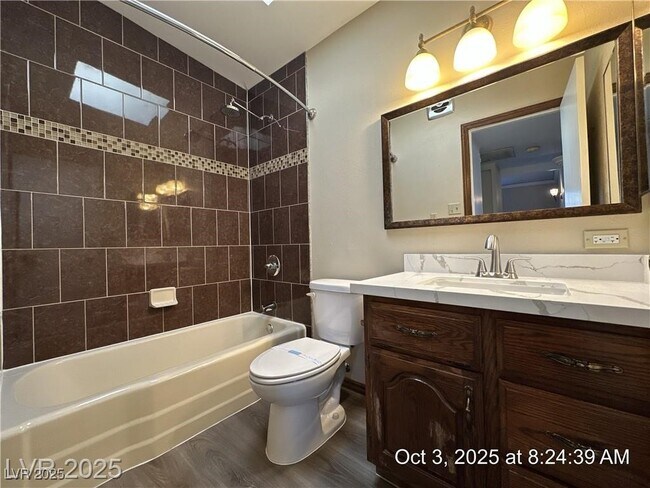 Building Photo - 319 Yosemite St