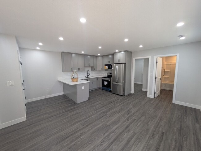 Building Photo - !!!!!!! $1,000 MOVE IN BONUS!!!!! Brand Ne...