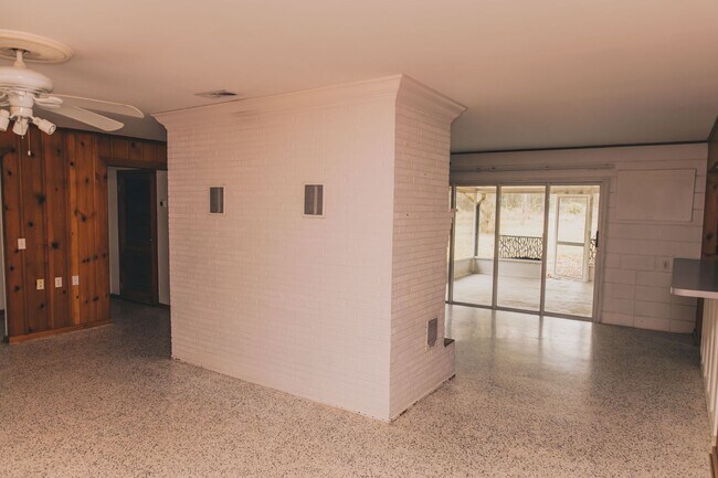 Building Photo - 54038 Chick Way