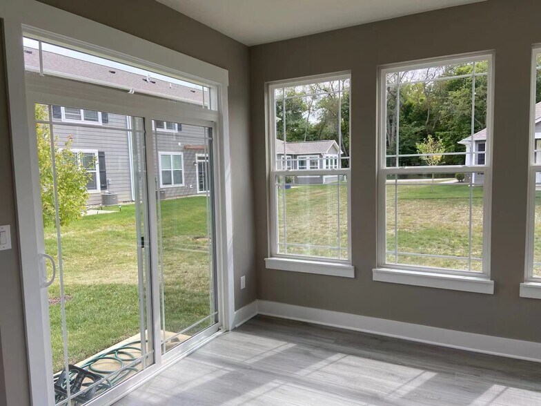 Building Photo - 8315 Glacier Ridge Dr