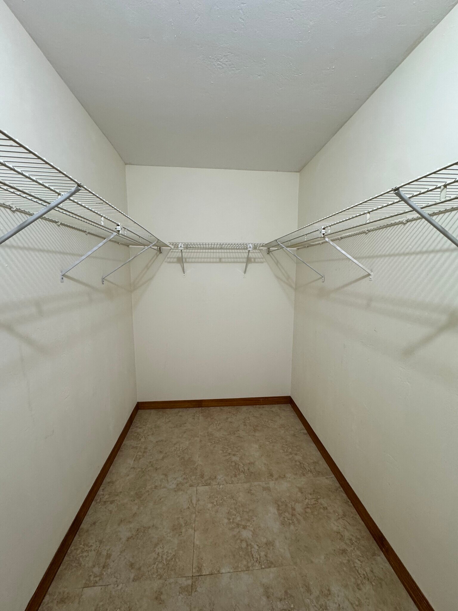 Building Photo - 3554 Irish Ln