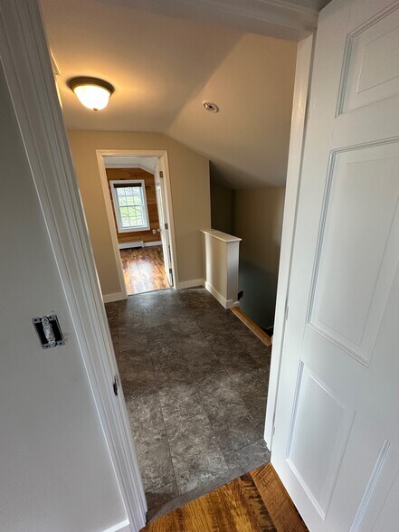 Rear BR view to second floor hallwat - 480 Newington Rd