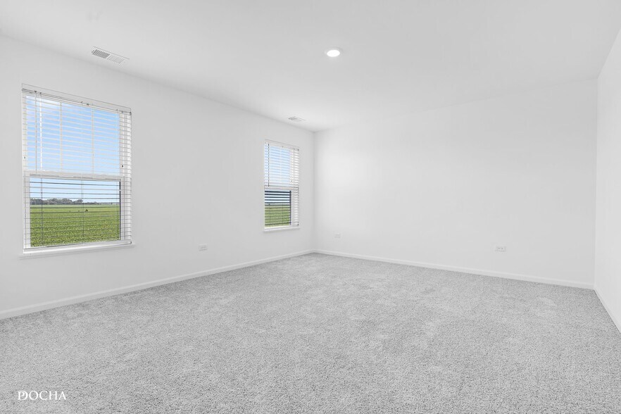 Building Photo - 25639 W Yorkshire Dr