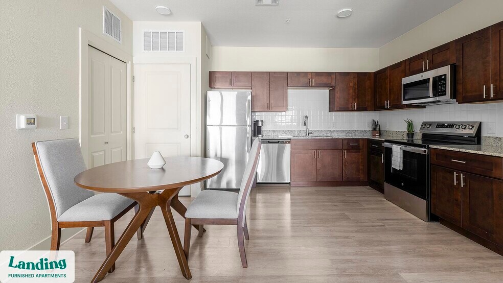 Building Photo - 2115 Windsor Blvd