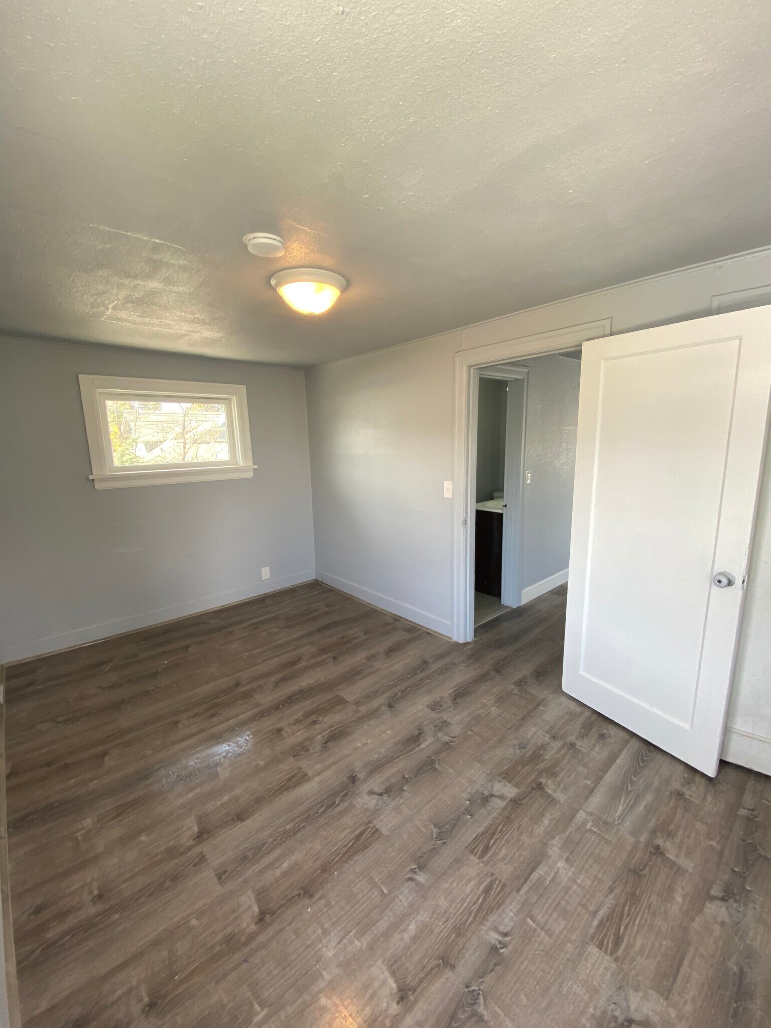 Building Photo - 612 Idaho St