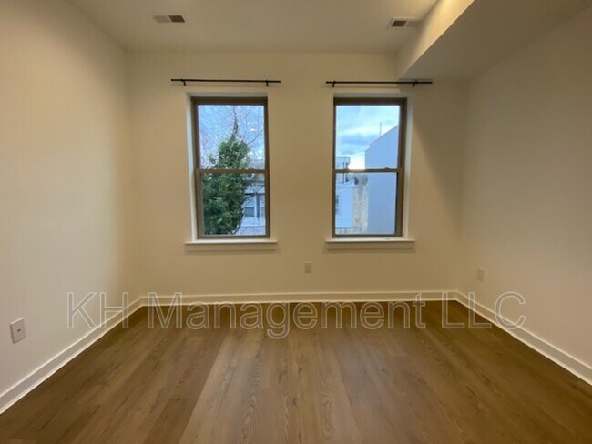 Building Photo - 3862 Olive St